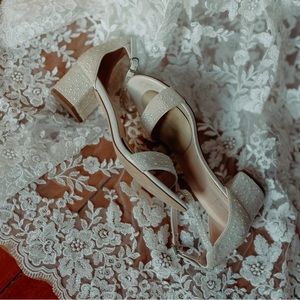 DB Studio Allover Iridescent Pearl Low Block Heel Sandals Kaya White